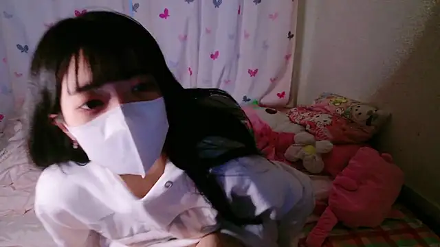 Snapshot of irohani_usagi chatting on December 10, 9:43 pm irohani usagi online show from December 10, 9:43 pm