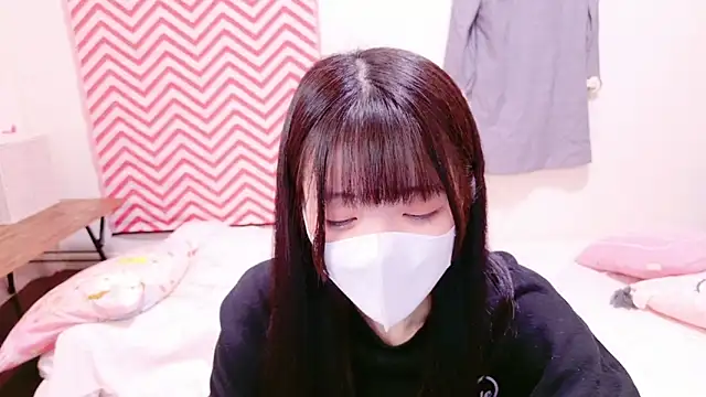 Snapshot of irohani_usagi chatting on December 18, 11:13 am irohani usagi online show from December 18, 11:13 am