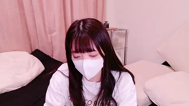 Snapshot of irohani_usagi chatting on December 26, 4:04 pm irohani usagi online show from December 26, 4:04 pm