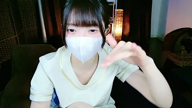 Snapshot of irohani_usagi chatting on January 26, 1:25 pm irohani usagi online show from January 26, 1:25 pm