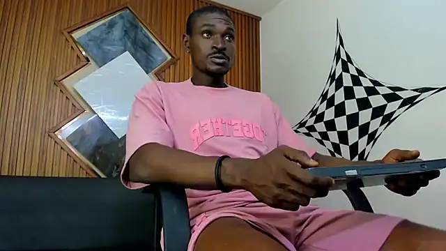 Snapshot of Terrance_z chatting on February 27, 7:37 pm Terrance z online show from February 27, 7:37 pm