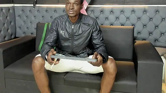 Snapshot of Terrance_z chatting on October 10, 6:07 pm Terrance z online show from October 10, 6:07 pm