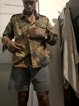 Snapshot of Terrance_z chatting on October 15, 4:45 am Terrance z online show from October 15, 4:45 am