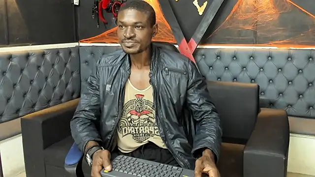 Snapshot of Terrance_z chatting on October 19, 8:42 pm Terrance z online show from October 19, 8:42 pm