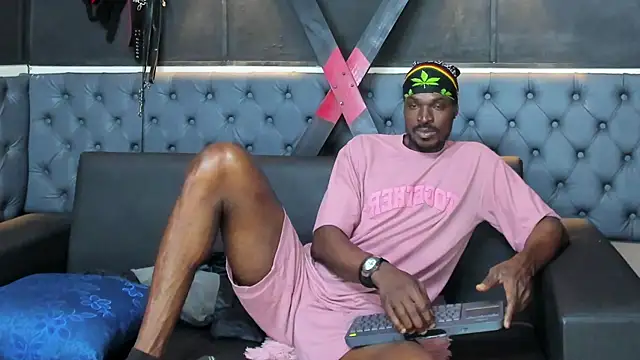 Snapshot of Terrance_z chatting on November 21, 8:07 pm Terrance z online show from November 21, 8:07 pm