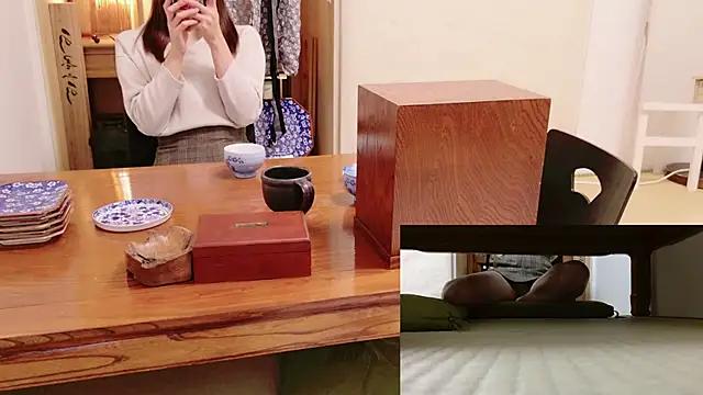 Snapshot of Phantom_yoshida chatting on January 2, 1:19 pm Phantom yoshida online show from January 2, 1:19 pm