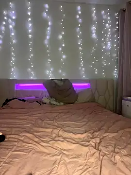 kamila french online show from September 16, 7:59 pm