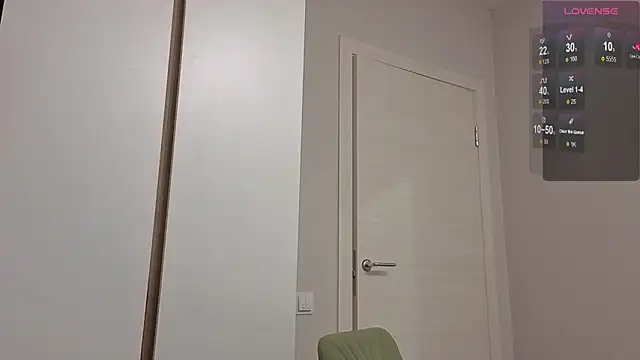 R1mmo   online show from September 16, 7:48 pm