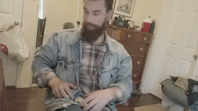 Armyexhibitionistvet online show from September 16, 2:01 am