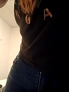 Armyexhibitionistvet online show from April 22, 2:25 am