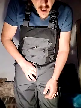 Snapshot of prcalek19 chatting on October 13, 4:18 pm prcalek19 online show from October 13, 4:18 pm