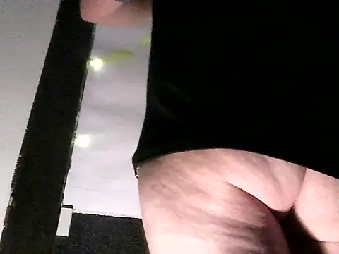 prcalek19 online show from November 8, 5:12 pm