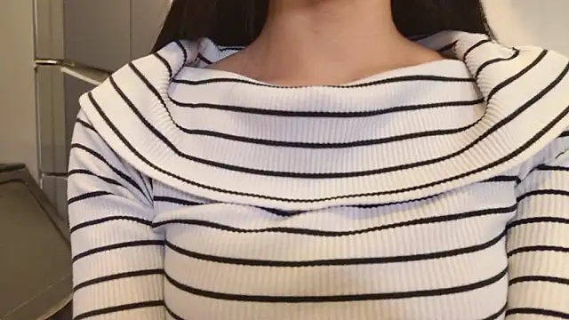 Snapshot of sayaka_xo chatting on May 7, 11:10 pm sayaka xo online show from May 7, 11:10 pm