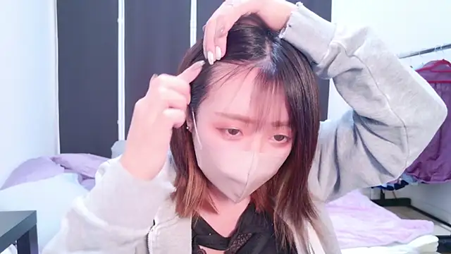 ayu yu xo online show from January 27, 2:57 pm