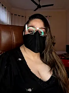 Snapshot of SEXY-Sardarni chatting on January 4, 9:54 am SEXY-Sardarni online show from January 4, 9:54 am