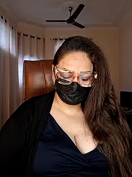 SEXY-Sardarni online show from January 8, 8:05 am