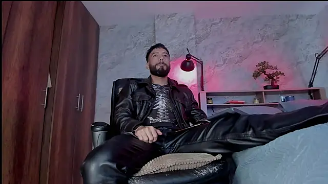 bruno woods online show from October 28, 1:36 pm