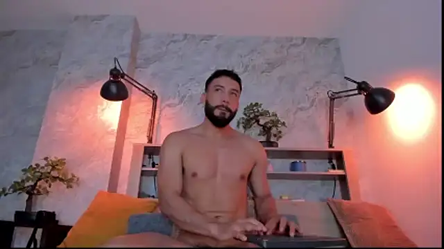 bruno woods online show from December 14, 1:33 am