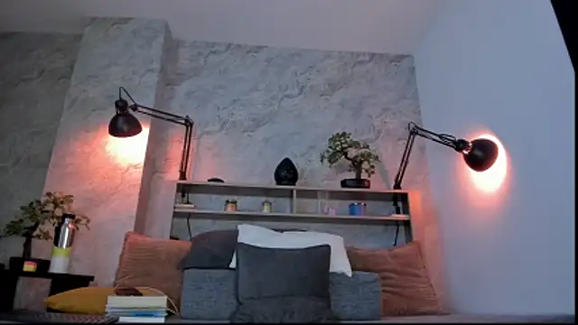 bruno woods online show from December 19, 12:06 am