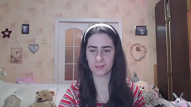 Snapshot of INELIKA chatting on November 27, 2:08 pm INELIKA online show from November 27, 2:08 pm