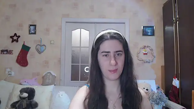 Snapshot of INELIKA chatting on January 5, 10:57 pm INELIKA online show from January 5, 10:57 pm