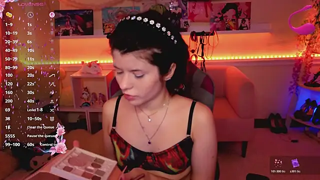 Snapshot of Katya_Zaitseva chatting on June 1, 12:18 pm Katya Zaitseva online show from June 1, 12:18 pm