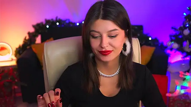 NicoleMun online show from December 20, 4:25 pm