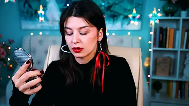 NicoleMun online show from December 29, 8:55 am