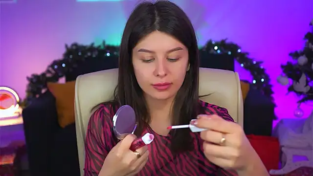 NicoleMun online show from January 26, 8:25 am