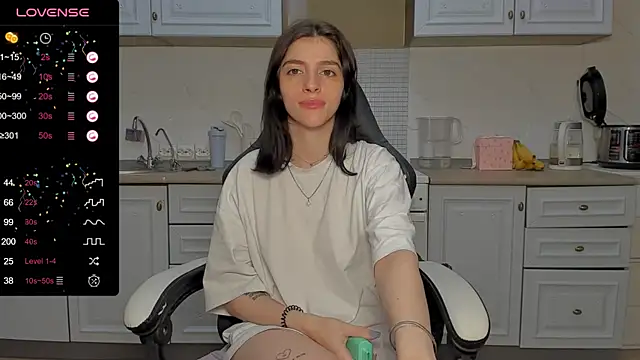 broosnica1 online show from February 10, 2:05 pm