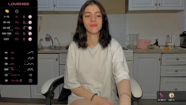 broosnica1 online show from February 22, 11:24 am