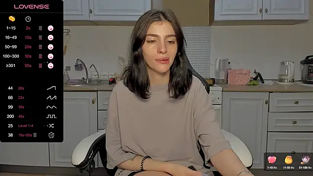 broosnica1 online show from February 24, 7:55 am