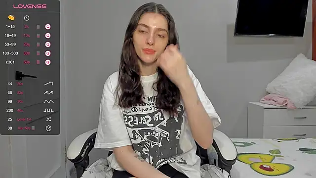 broosnica1 online show from February 28, 8:48 am