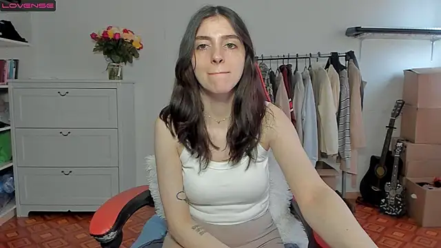 broosnica1 online show from March 30, 7:42 am