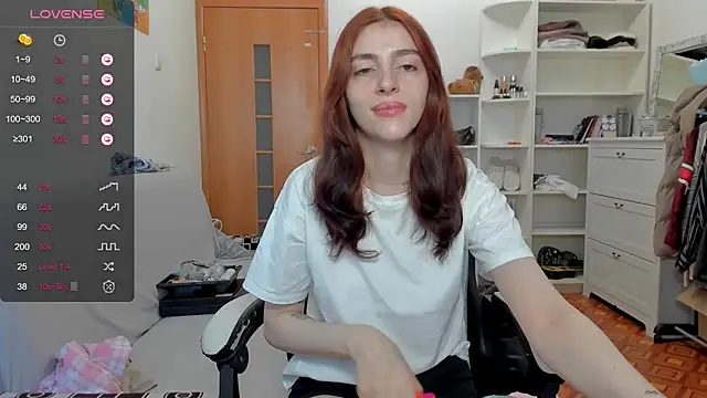 Snapshot of broosnica1 chatting on May 8, 9:47 am broosnica1 online show from May 8, 9:47 am