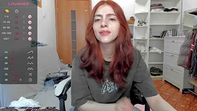Snapshot of broosnica1 chatting on May 9, 9:03 am broosnica1 online show from May 9, 9:03 am