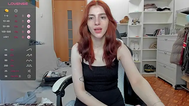 Snapshot of broosnica1 chatting on May 10, 9:25 am broosnica1 online show from May 10, 9:25 am