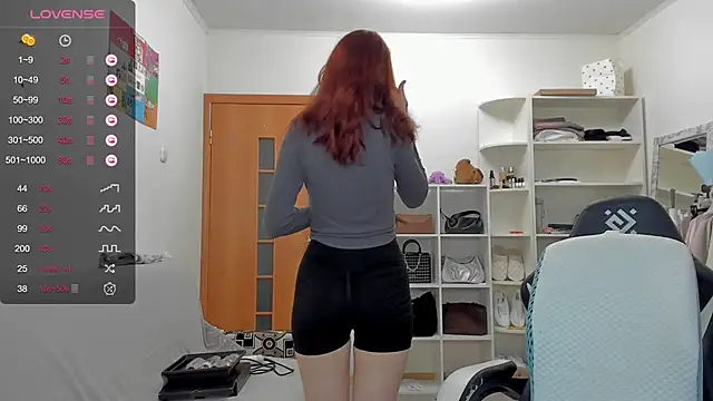 Snapshot of broosnica1 chatting on May 18, 9:37 am broosnica1 online show from May 18, 9:37 am