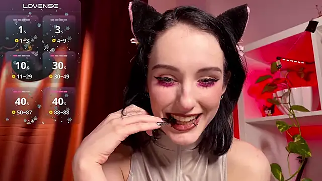 Snapshot of Alice_Succuby chatting on February 3, 7:52 pm Alice Succuby online show from February 3, 7:52 pm