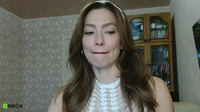 alicia spicy online show from November 18, 5:45 am