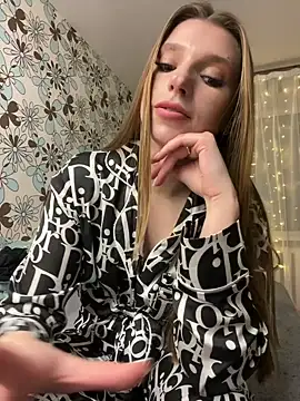 Snapshot of adel_secret chatting on January 13, 11:06 pm adel secret online show from January 13, 11:06 pm