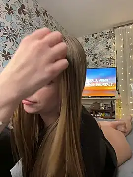 Snapshot of adel_secret chatting on January 27, 12:12 am adel secret online show from January 27, 12:12 am