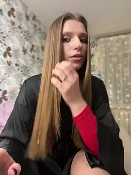 Snapshot of adel_secret chatting on February 13, 10:43 pm adel secret online show from February 13, 10:43 pm