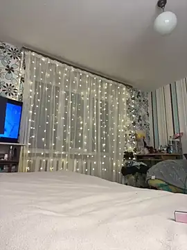 Snapshot of adel_secret chatting on February 18, 8:03 pm adel secret online show from February 18, 8:03 pm