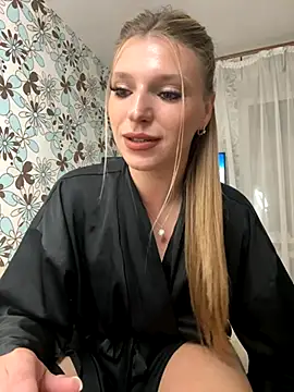 Snapshot of adel_secret chatting on September 27, 6:24 pm adel secret online show from September 27, 6:24 pm