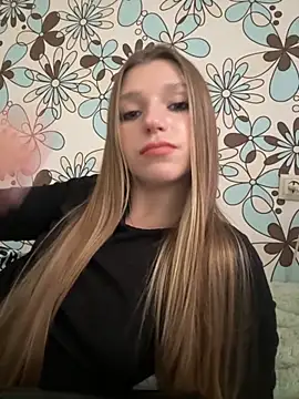 Snapshot of adel_secret chatting on October 7, 11:51 am adel secret online show from October 7, 11:51 am