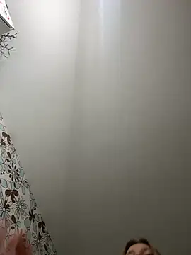 Snapshot of adel_secret chatting on October 27, 7:29 pm adel secret online show from October 27, 7:29 pm