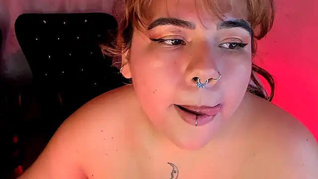 Snapshot of Samanta_cutee chatting on January 18, 11:11 pm Samanta cutee online show from January 18, 11:11 pm