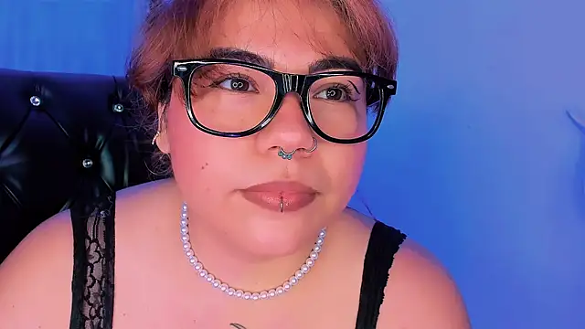 Snapshot of Samanta_cutee chatting on February 9, 8:34 pm Samanta cutee online show from February 9, 8:34 pm