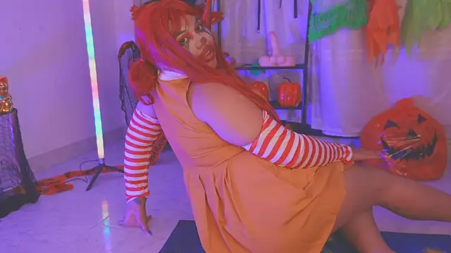 Snapshot of Samanta_cutee chatting on October 12, 10:53 pm Samanta cutee online show from October 12, 10:53 pm